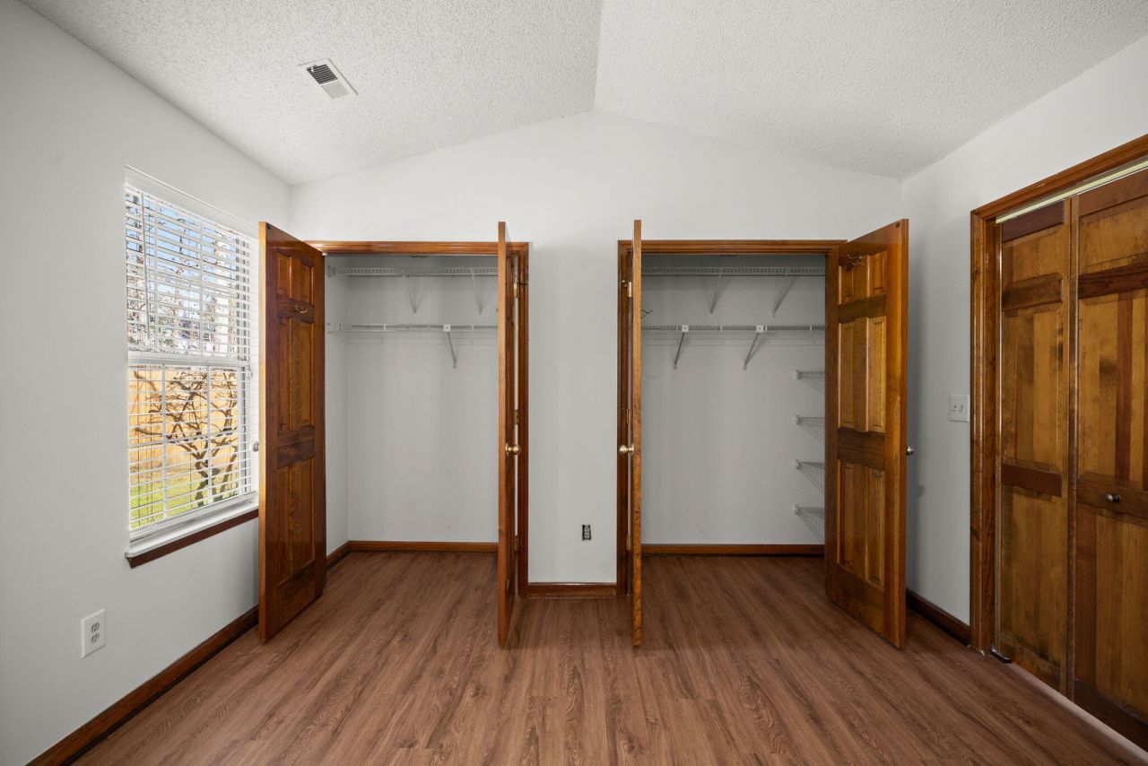 4714 Cotillion Drive Photo 20