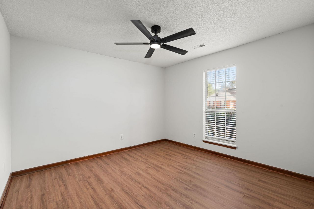 4714 Cotillion Drive Photo 24