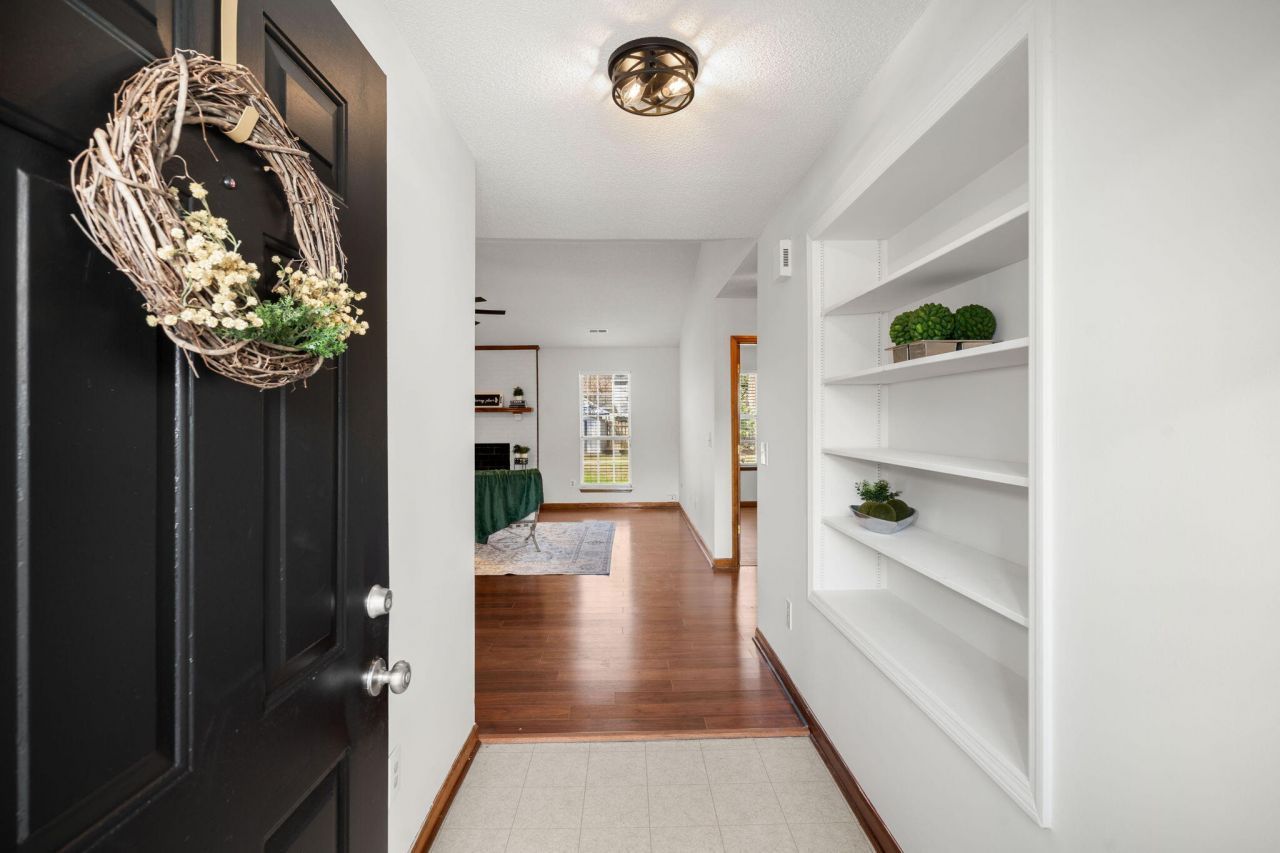 4714 Cotillion Drive Photo 6