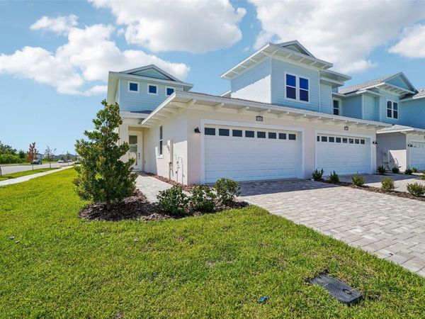 31856 CLOVER FIN COURT, WESLEY CHAPEL, FL 33545