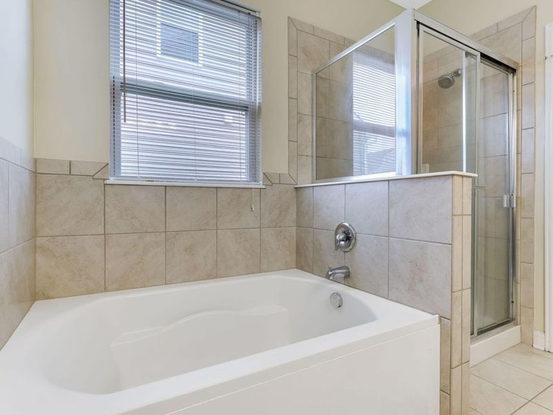 8640 Melton Fields Drive, Blacklick, OH 43004 Photo 23