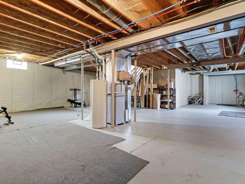 8640 Melton Fields Drive, Blacklick, OH 43004 Photo 32