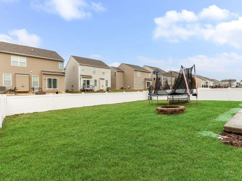 8640 Melton Fields Drive, Blacklick, OH 43004 Photo 38