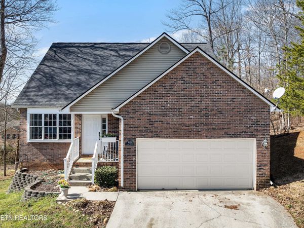 1004 Sugar Creek Lane, Knoxville, TN 37920