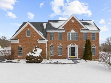 817 ARROWHEAD LANE, HARLEYSVILLE, PA 19438