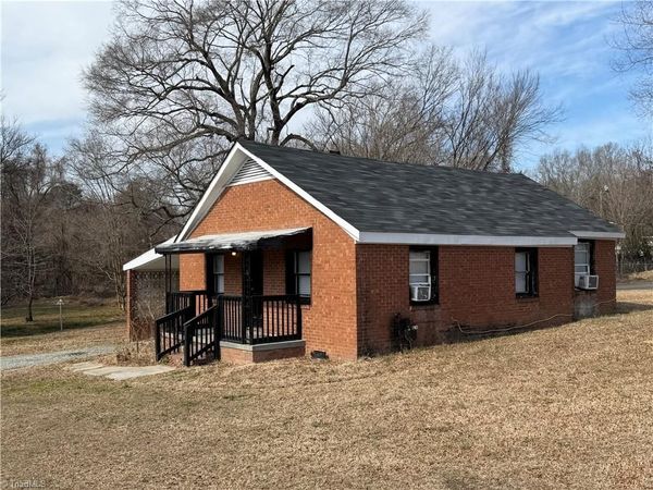 1222 Rauhut Street, Burlington, NC 27217