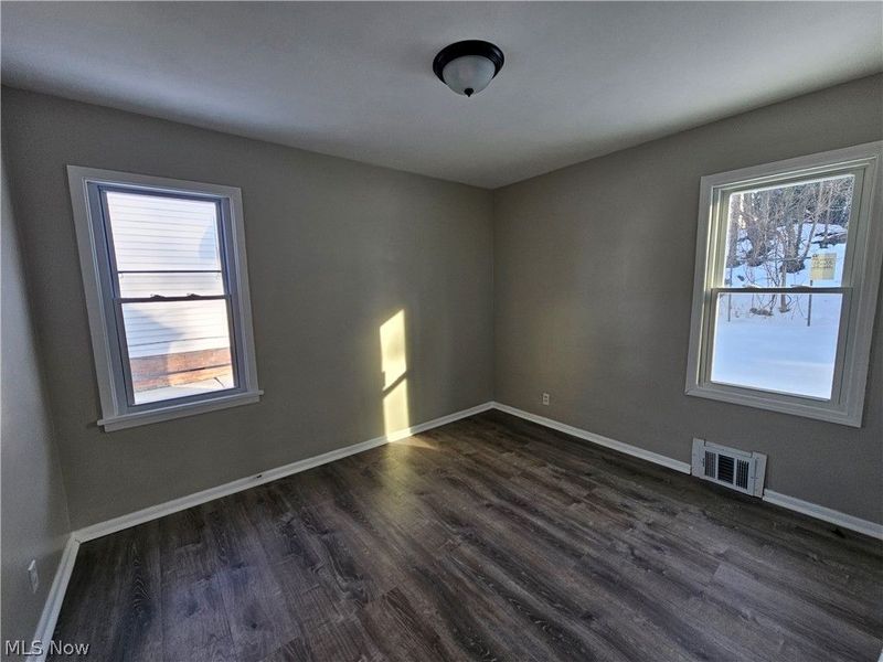 9516 Alexander Road, Cleveland, OH 44125 Photo 18