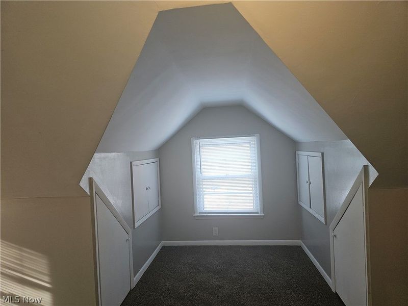 9516 Alexander Road, Cleveland, OH 44125 Photo 25