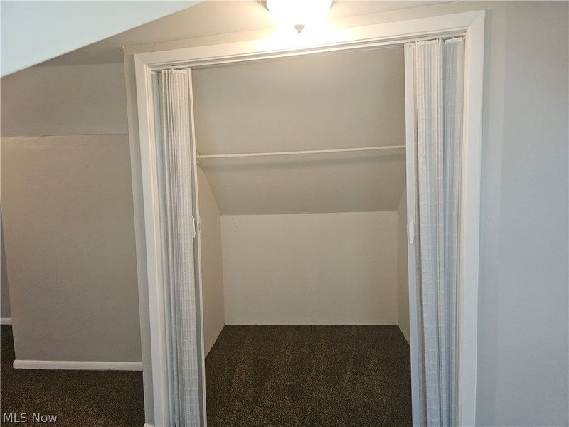 9516 Alexander Road, Cleveland, OH 44125 Photo 26