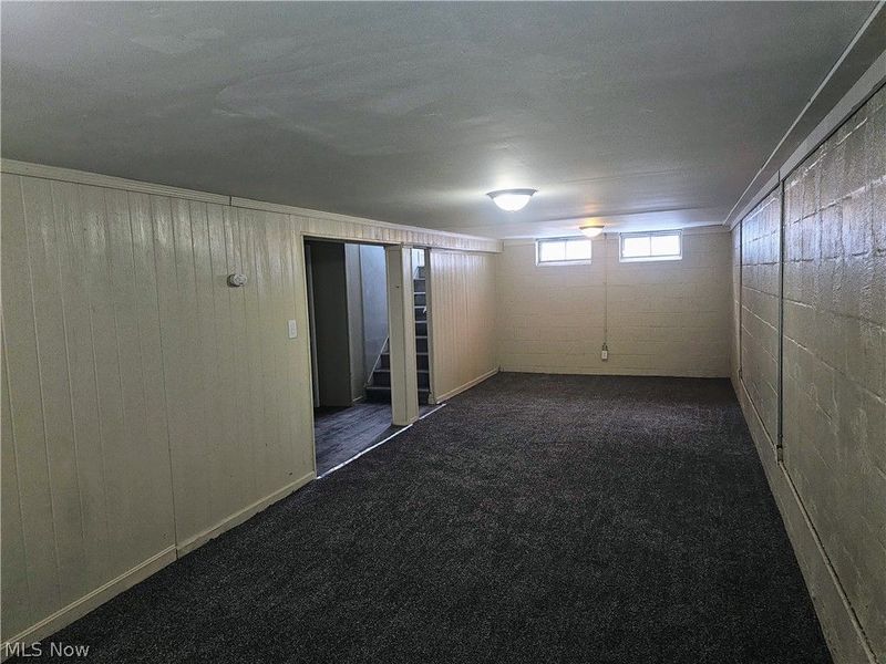 9516 Alexander Road, Cleveland, OH 44125 Photo 29