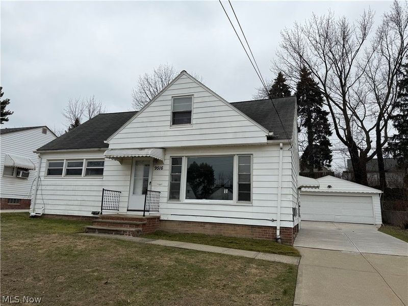 9516 Alexander Road, Cleveland, OH 44125 Photo 31