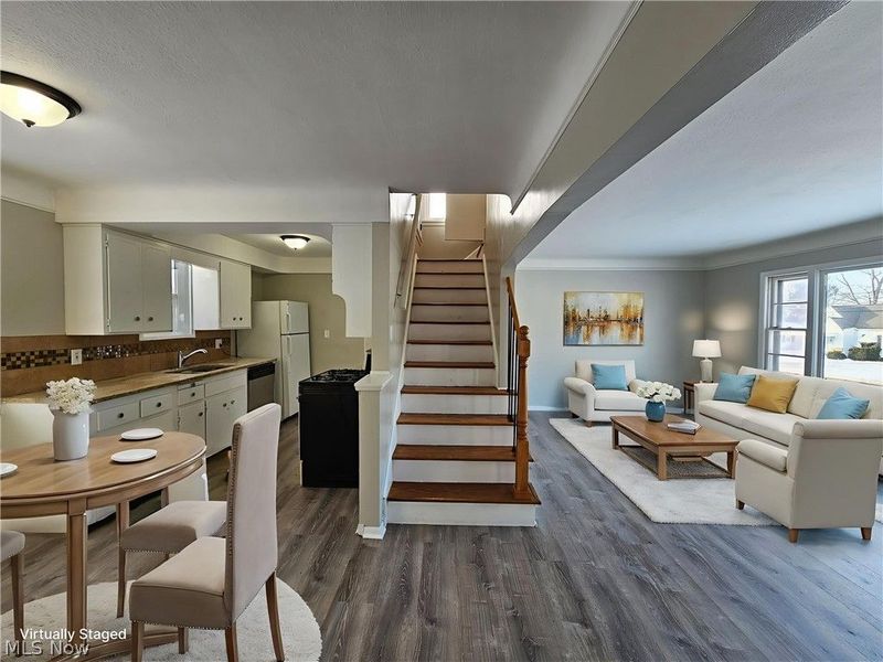 9516 Alexander Road, Cleveland, OH 44125 Photo 6