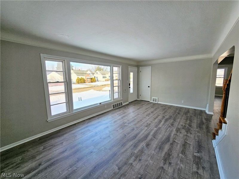 9516 Alexander Road, Cleveland, OH 44125 Photo 9