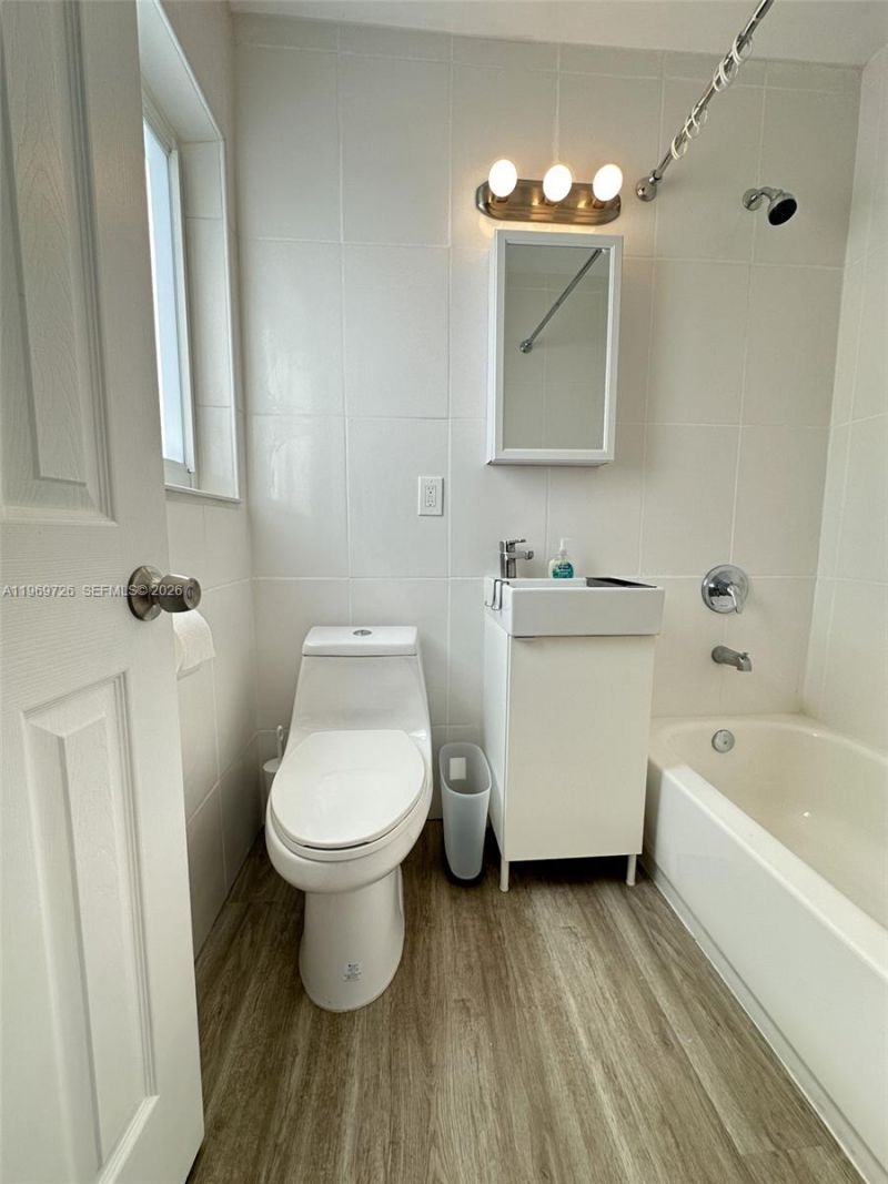 350 Minorca Ave , Unit 1, Coral Gables, FL 33134 Photo