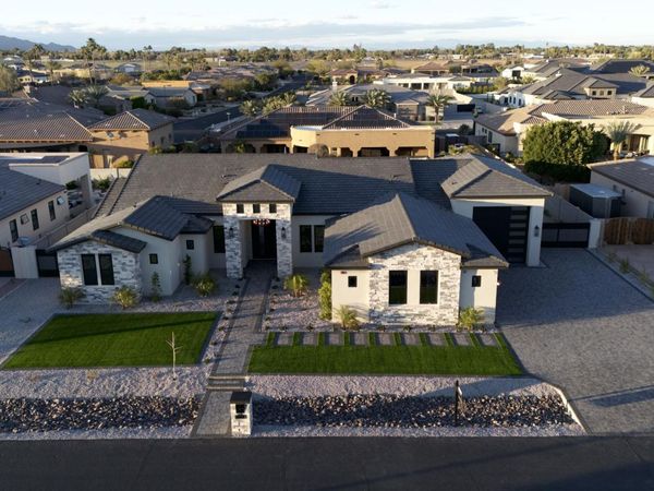 18024 W MONTEBELLO Avenue, Litchfield Park, AZ 85340