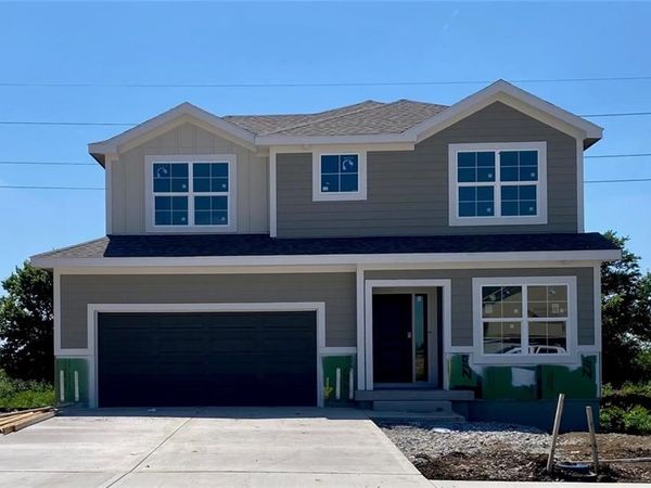 19338 Skyview Lane, Spring Hill, KS 66083