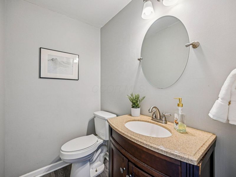 1252 Brookridge Drive, Columbus, OH 43235 Photo 11