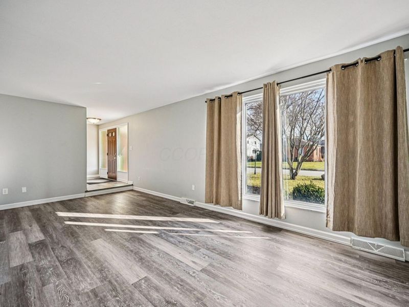 1252 Brookridge Drive, Columbus, OH 43235 Photo 12