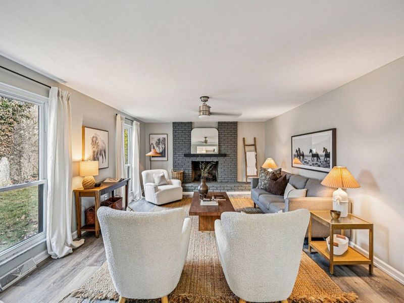 1252 Brookridge Drive, Columbus, OH 43235 Photo 2