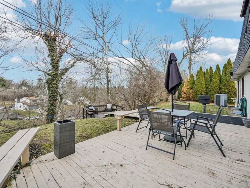 1252 Brookridge Drive, Columbus, OH 43235 Photo 27