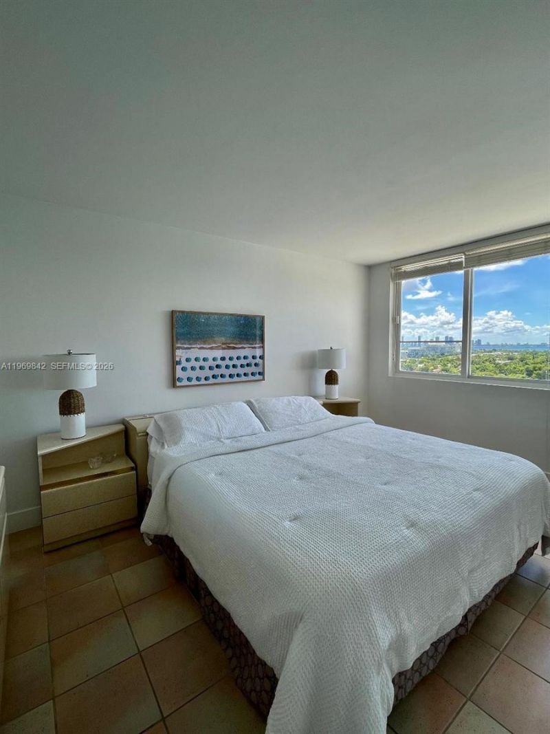 5005 Collins Ave, Unit 1404, Miami Beach, FL 33140 Photo