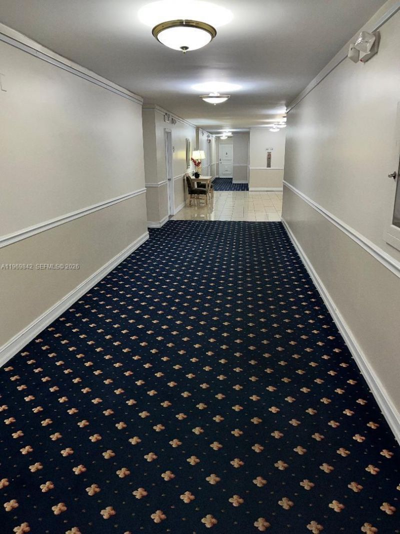 5005 Collins Ave, Unit 1404, Miami Beach, FL 33140 Photo