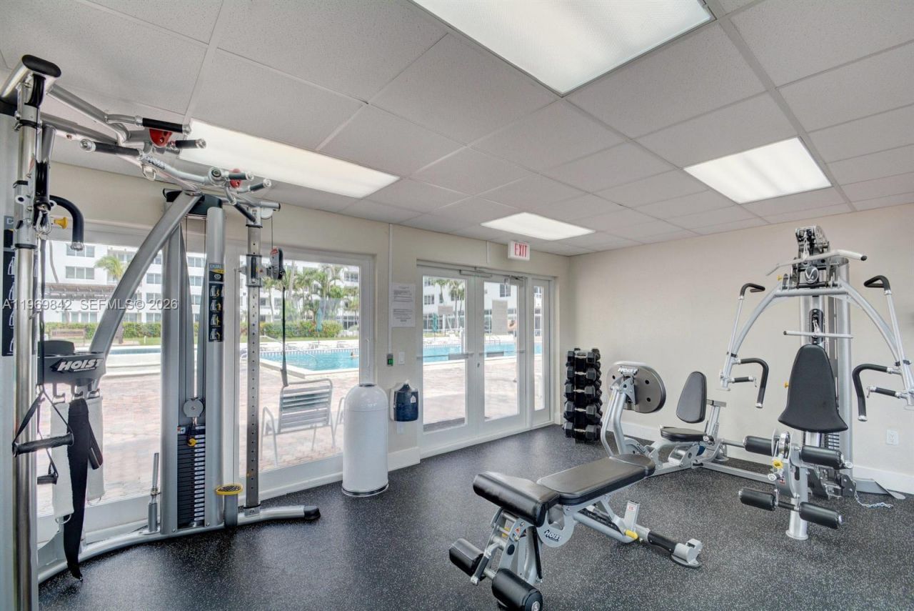 5005 Collins Ave, Unit 1404, Miami Beach, FL 33140 Photo