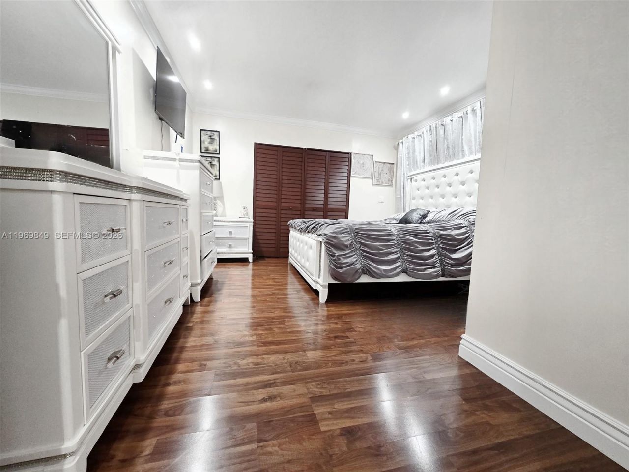 300 NW 77th Way, Pembroke Pines, FL 33024 Photo