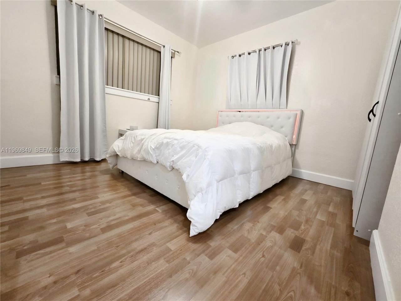 300 NW 77th Way, Pembroke Pines, FL 33024 Photo