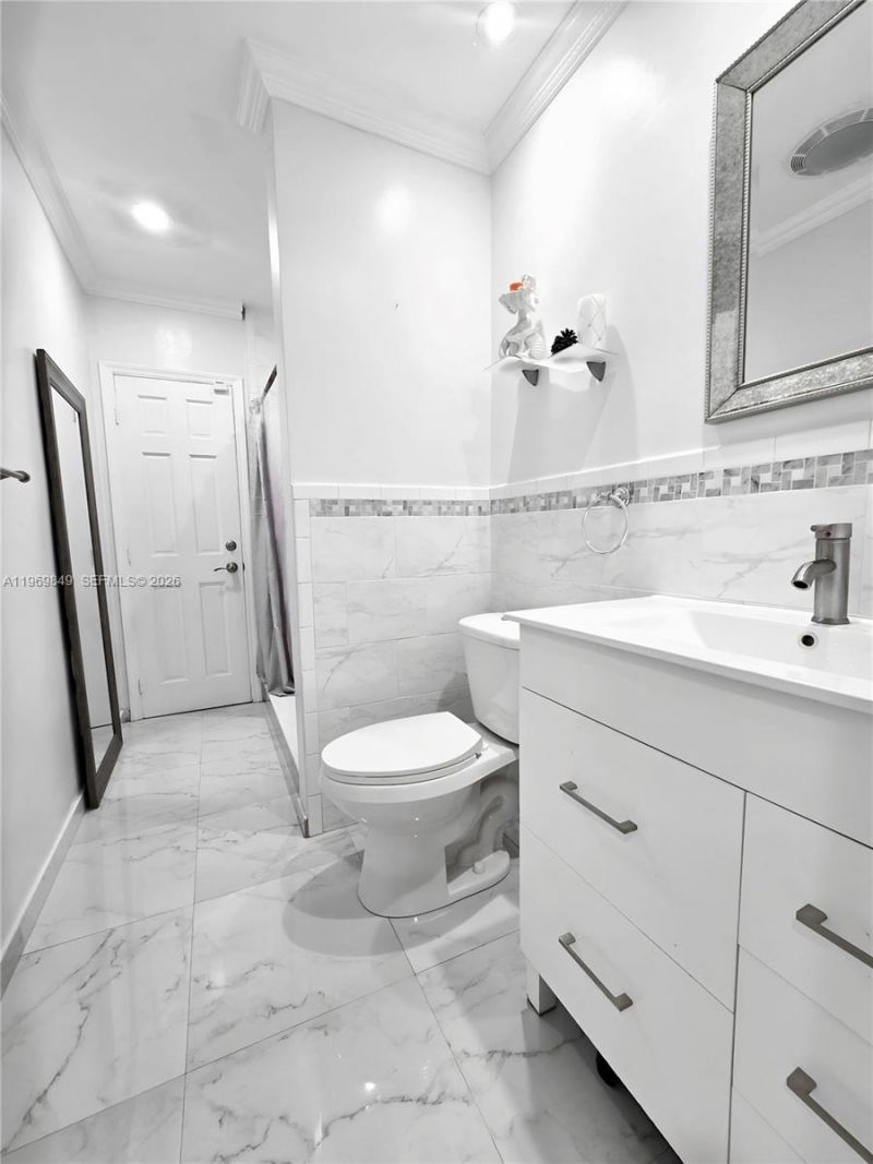 300 NW 77th Way, Pembroke Pines, FL 33024 Photo