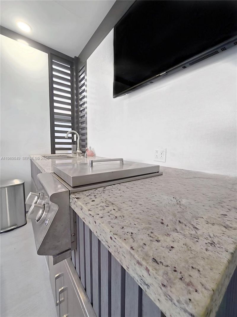 300 NW 77th Way, Pembroke Pines, FL 33024 Photo