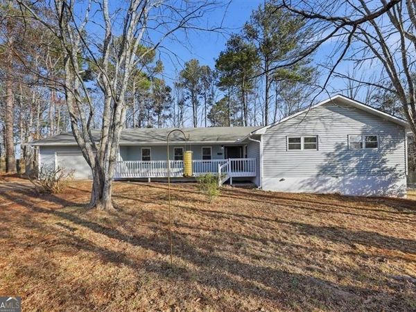 8976 Ochil Lane, Winston, GA 30187