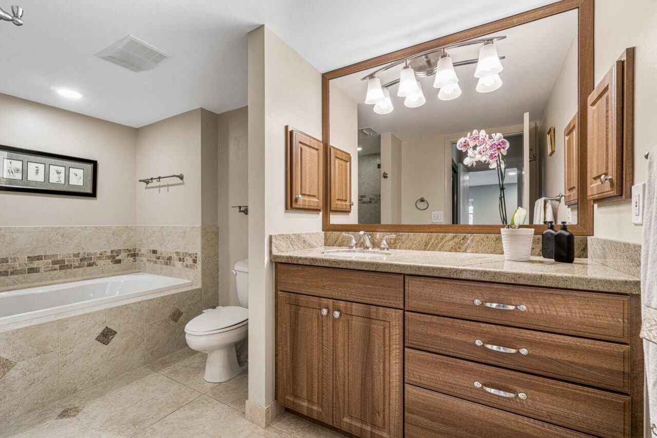 22 Westgate Lane, Unit 22h, Boynton Beach, FL 33436 Photo