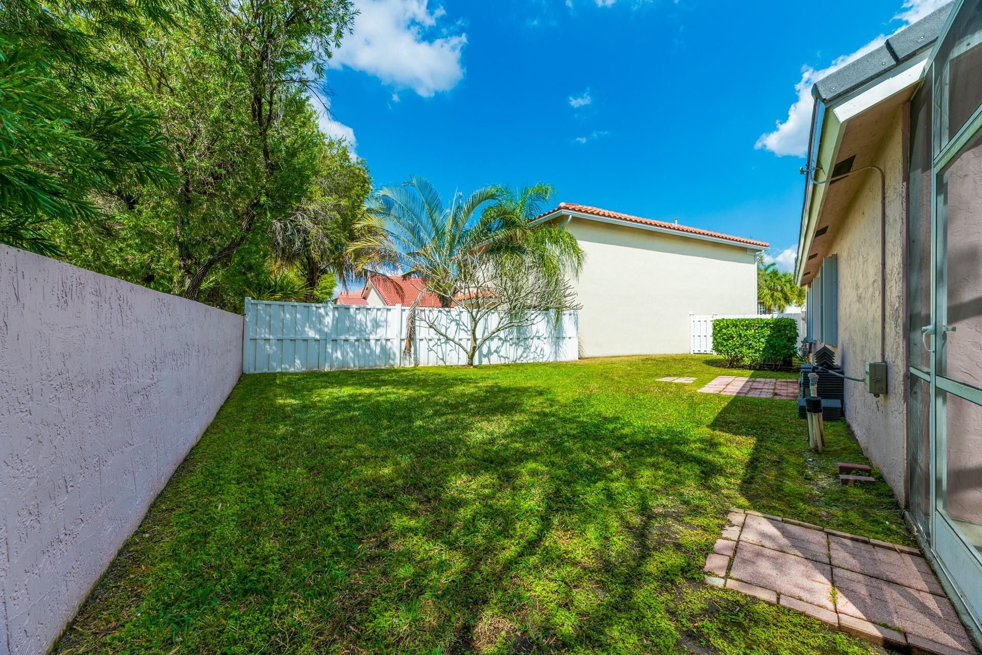 98 Gables Boulevard, Weston, FL 33326 Photo