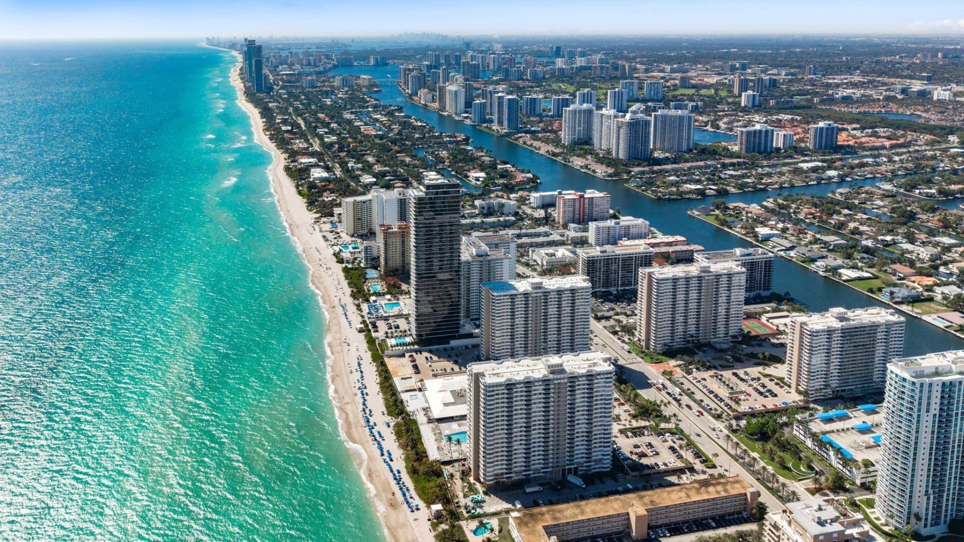 1950 S Ocean Drive, Unit PHB, Hallandale Beach, FL 33009 Photo