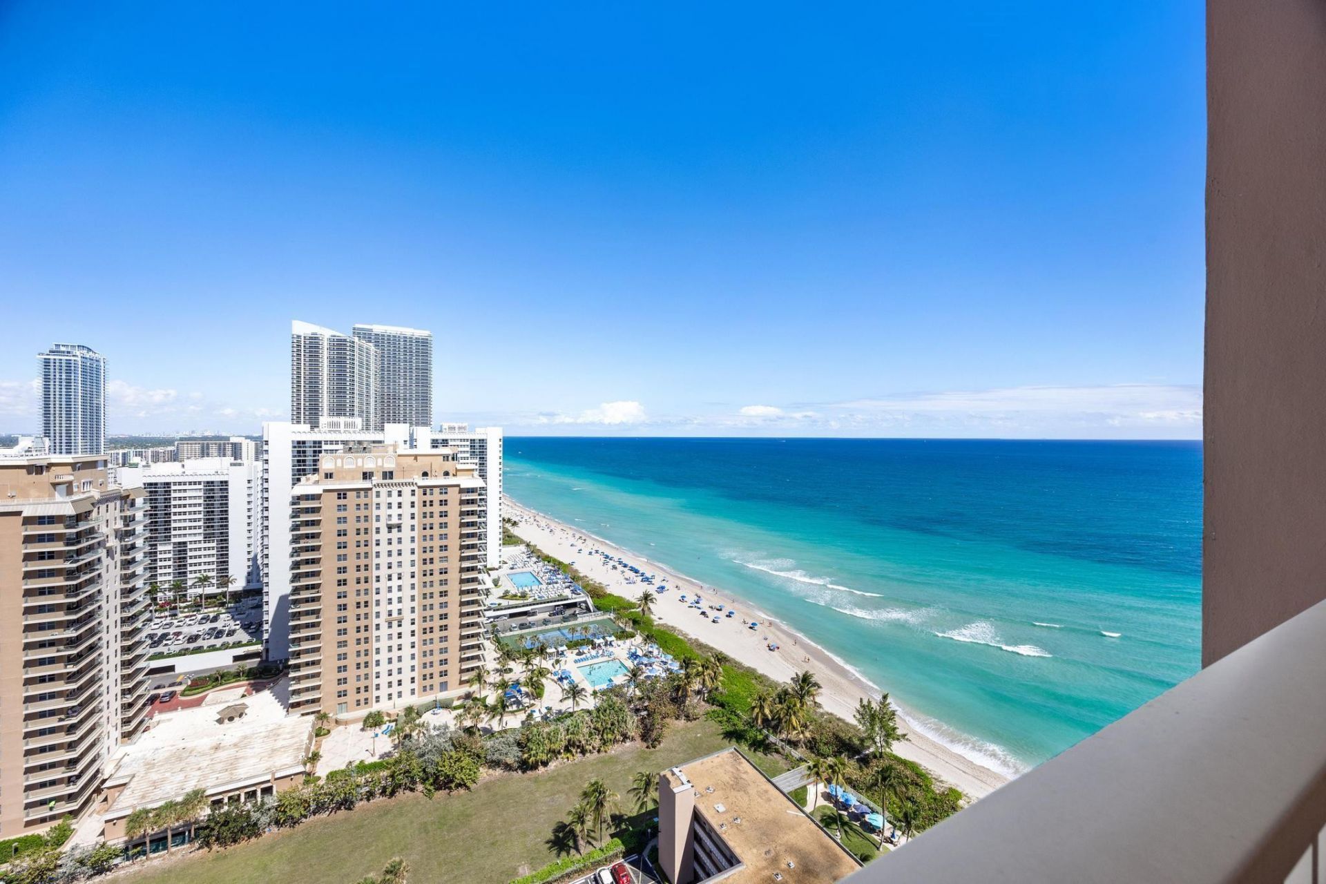 1950 S Ocean Drive, Unit PHB, Hallandale Beach, FL 33009 Photo