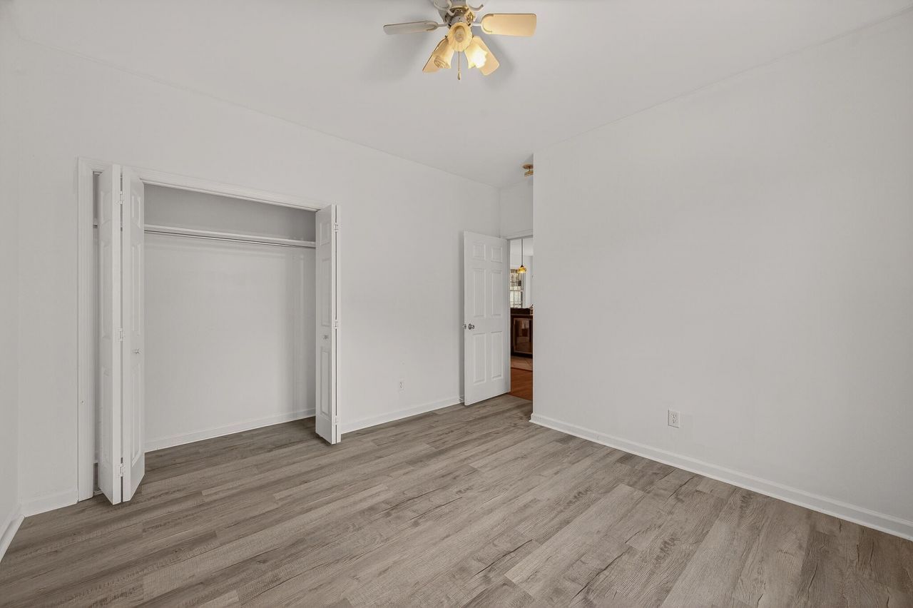 161 Davis Terrace Photo 18