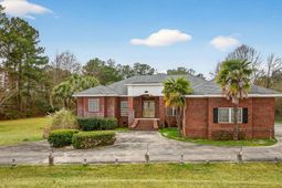 161 Davis Terrace photo 4