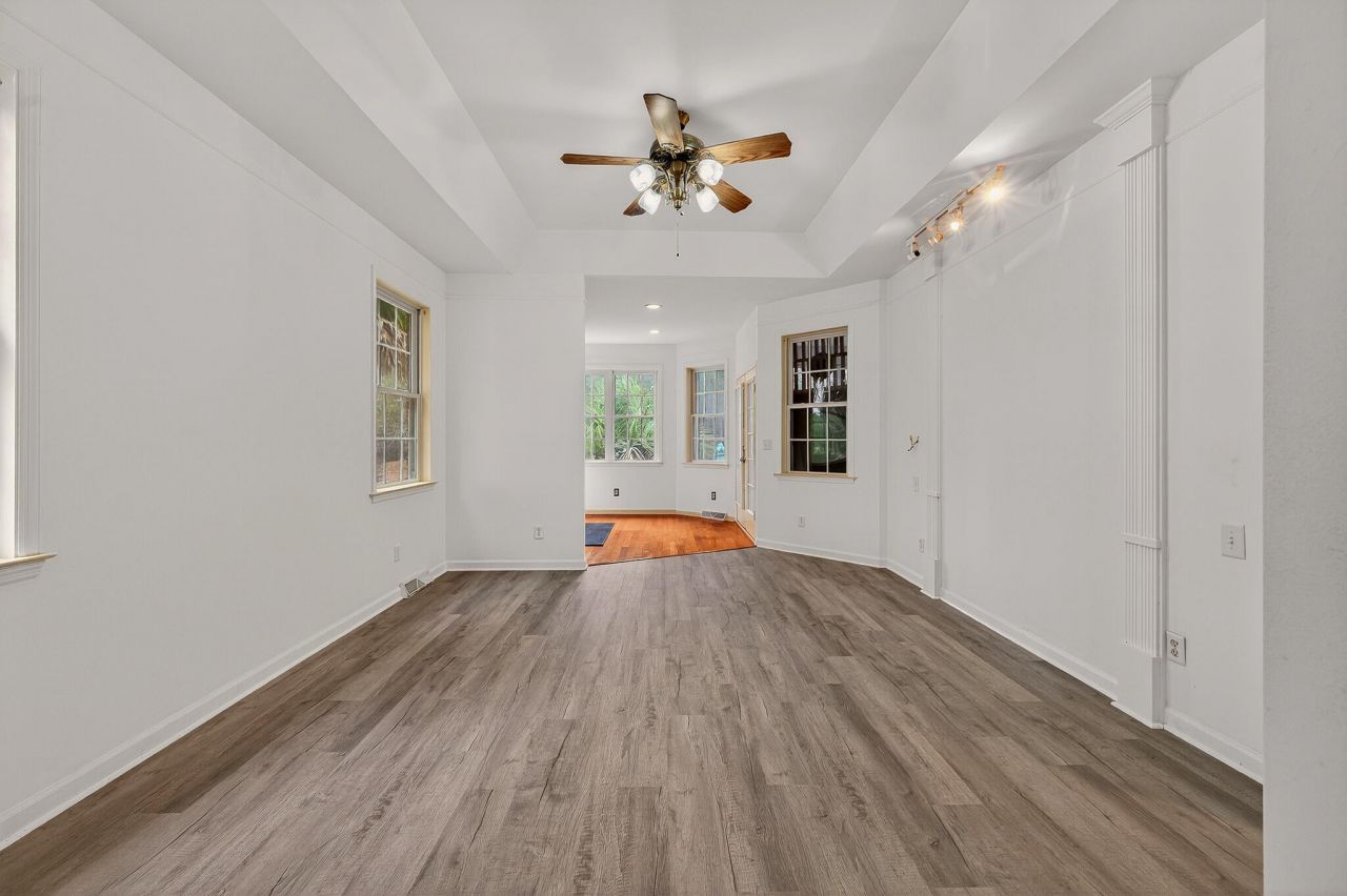 161 Davis Terrace Photo 26