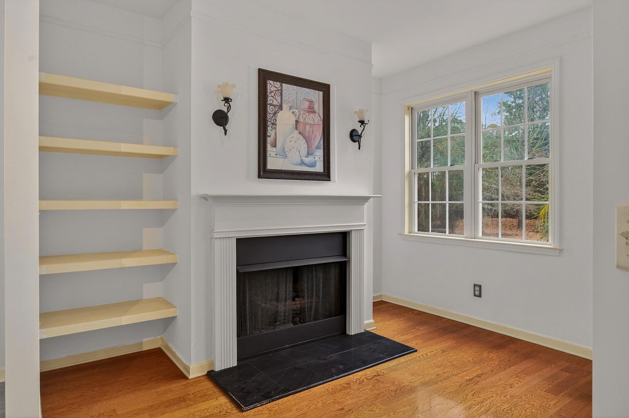 161 Davis Terrace Photo 33