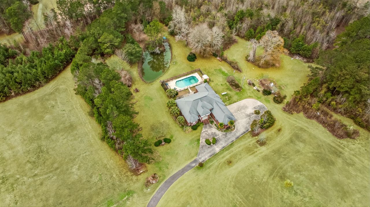 161 Davis Terrace Photo 40