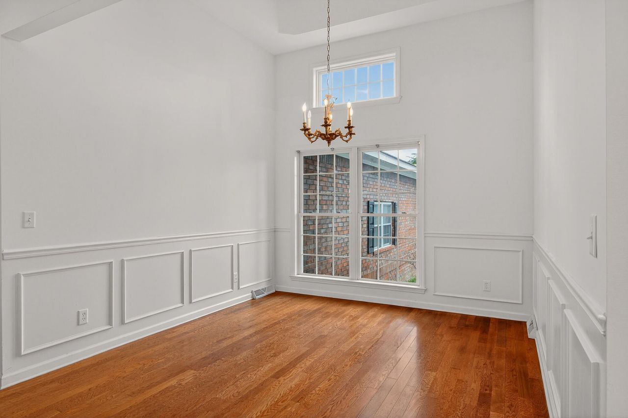 161 Davis Terrace Photo 5