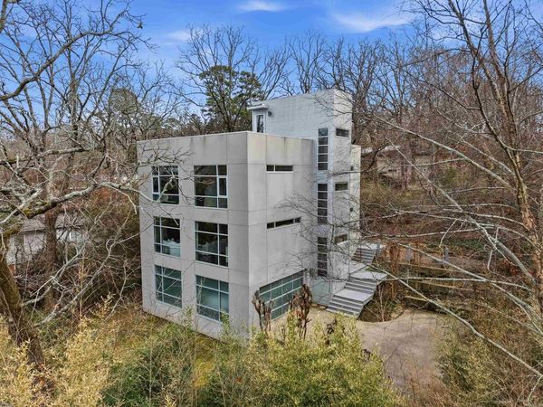 3701 Oakwood Road, Little Rock, AR 72205