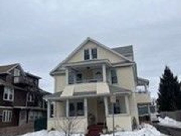 491-493 Newbury St, Springfield, MA 01104