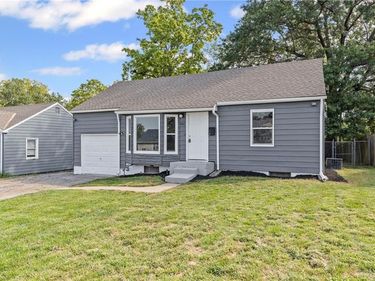 5611 Oakland Avenue, Kansas City, MO 64129