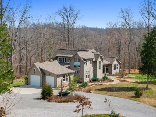 8012 Poplar Ridge Ln, Primm Springs, TN 38476