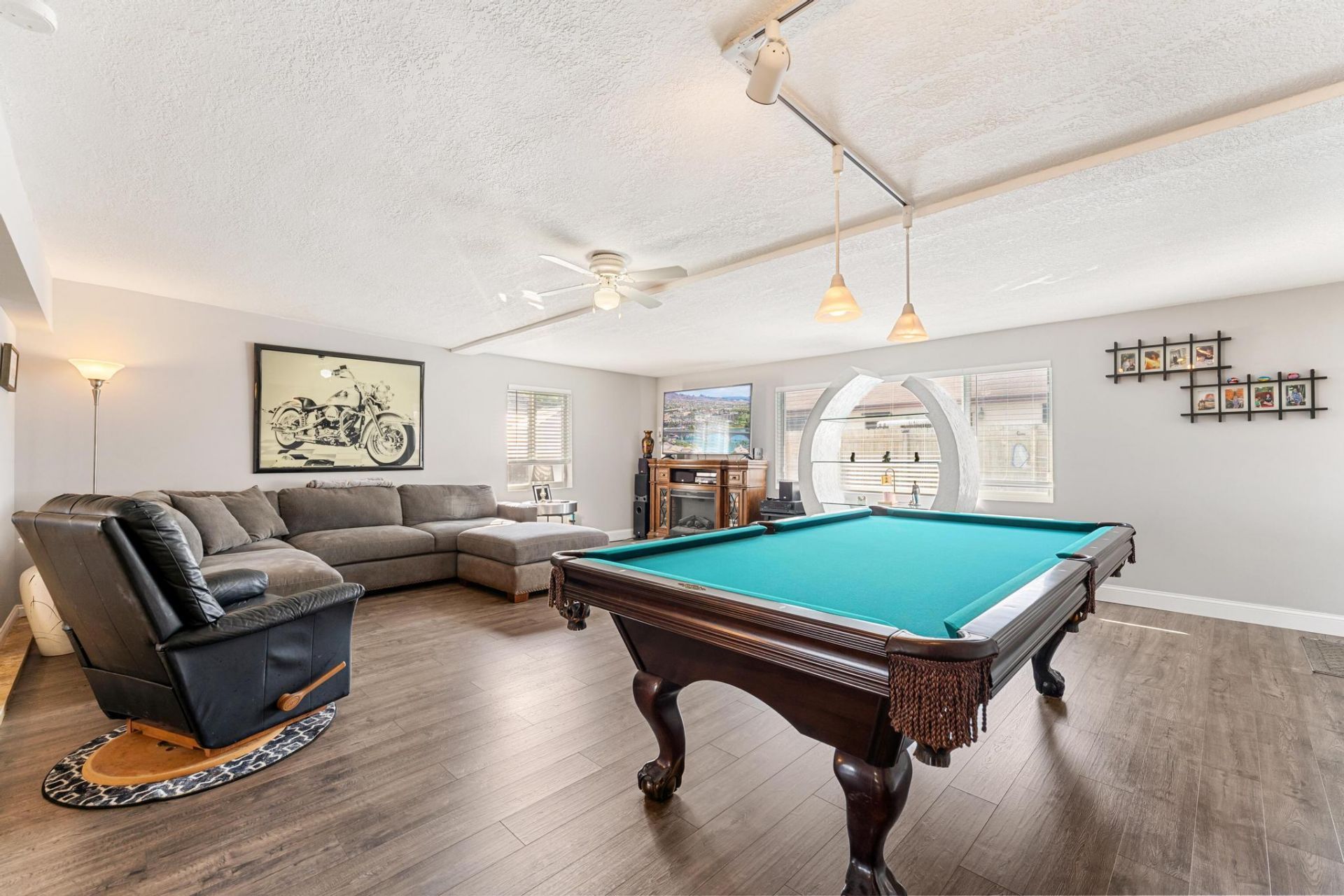 1042 SW 23rd Avenue, Boynton Beach, FL 33426 Photo