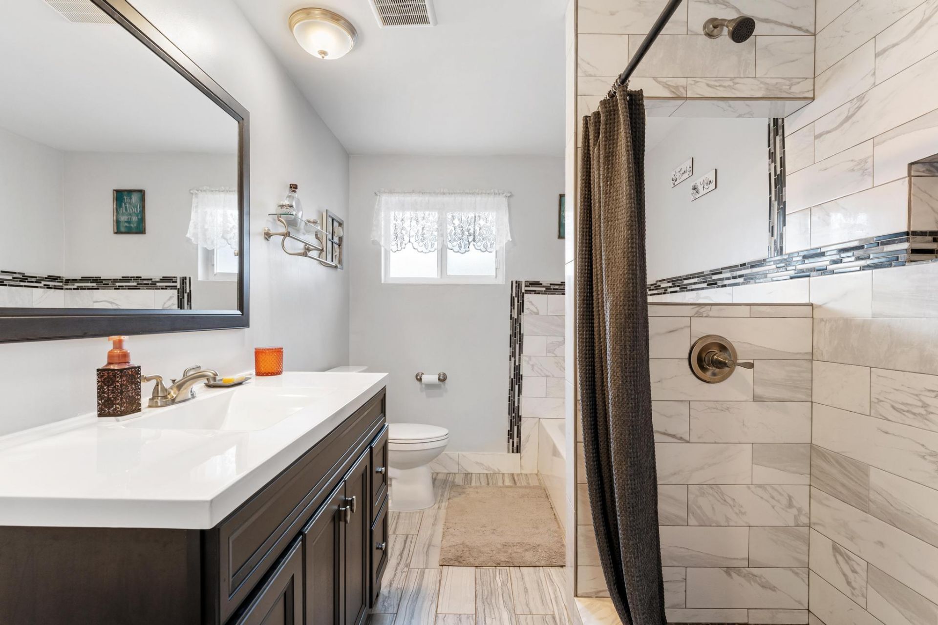 1042 SW 23rd Avenue, Boynton Beach, FL 33426 Photo