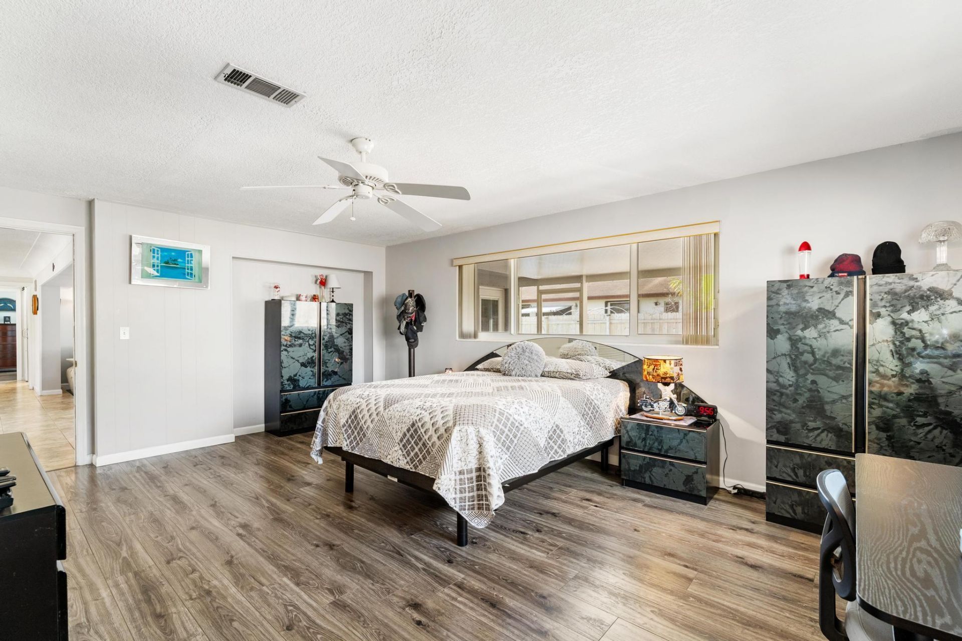 1042 SW 23rd Avenue, Boynton Beach, FL 33426 Photo