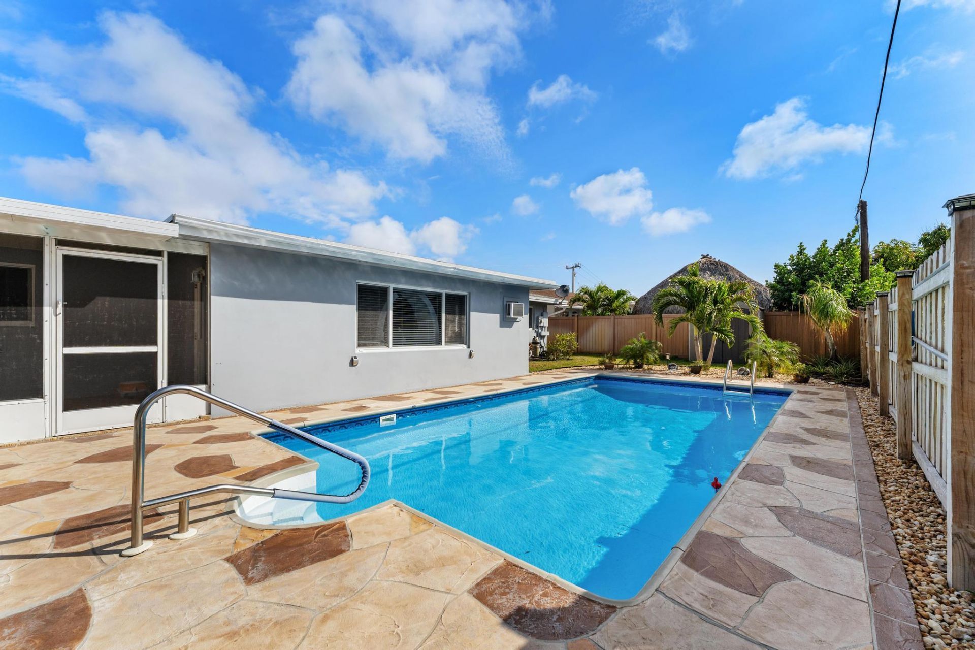 1042 SW 23rd Avenue, Boynton Beach, FL 33426 Photo